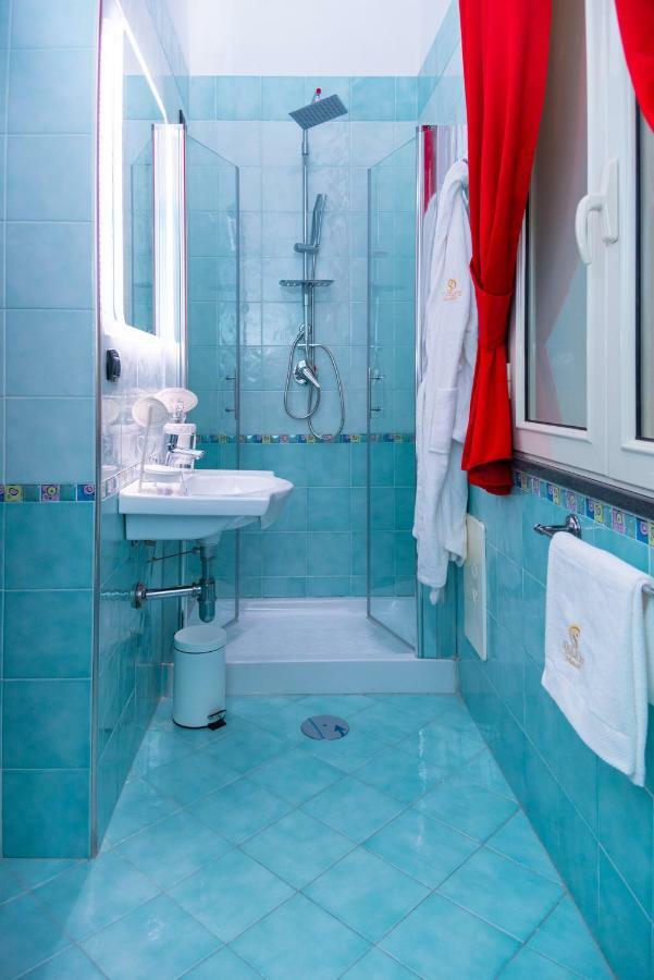 Soulsuite Naples
