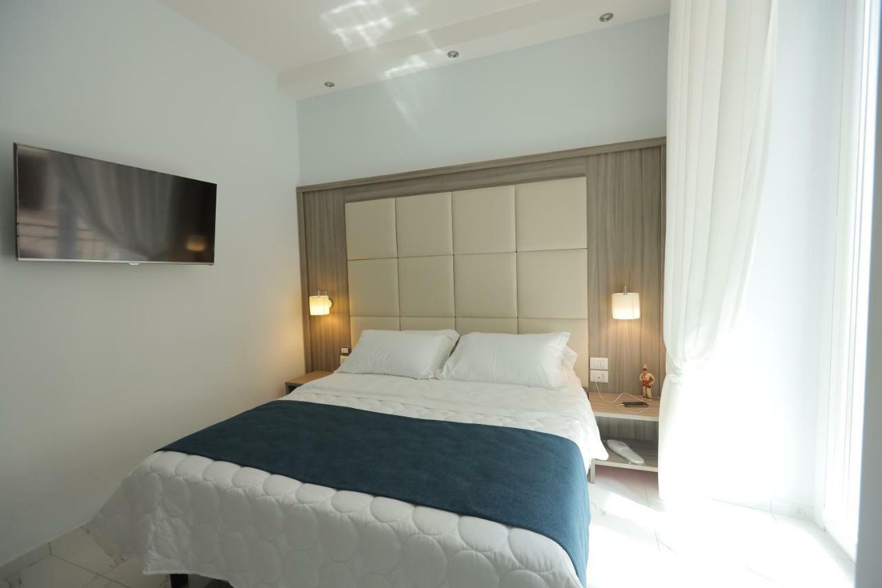 Garibaldi Hotel