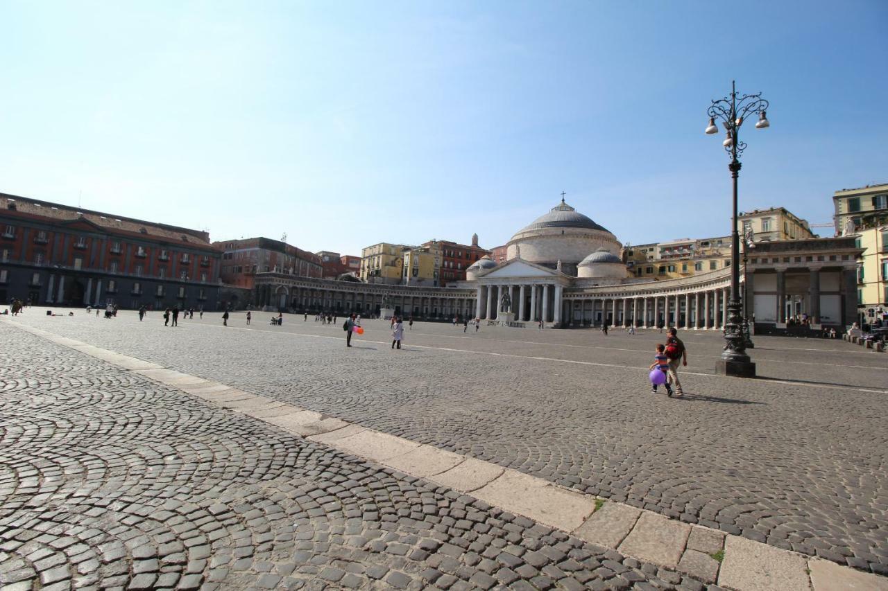 Piazza Carita Guest house Naples