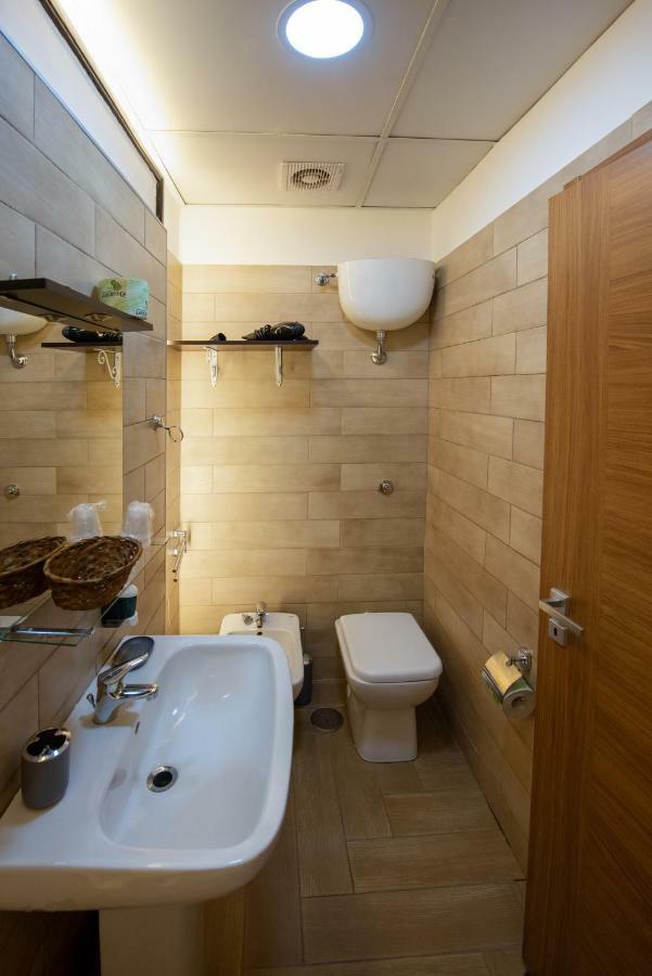 Bed & Breakfast Chiaia Relax