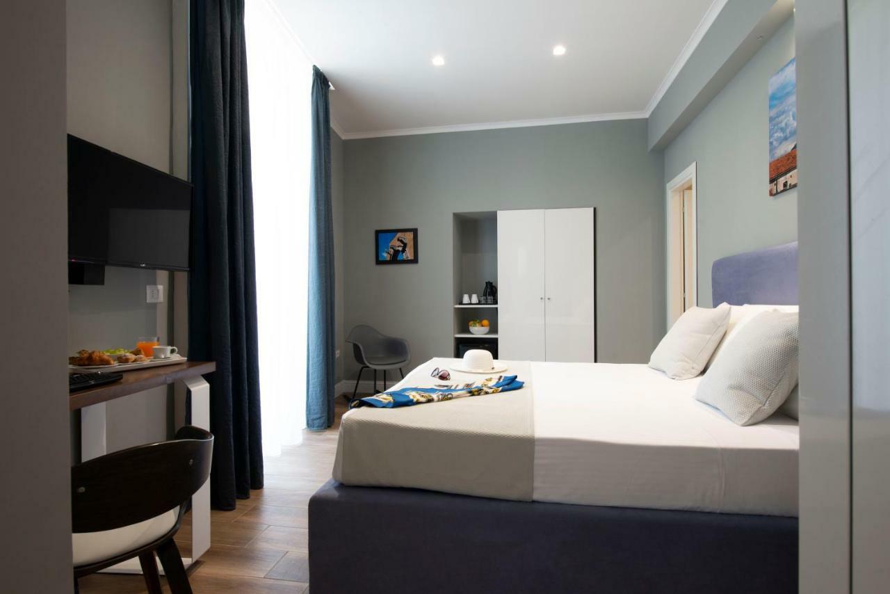 Dante Maison De Prestige 3* Naples