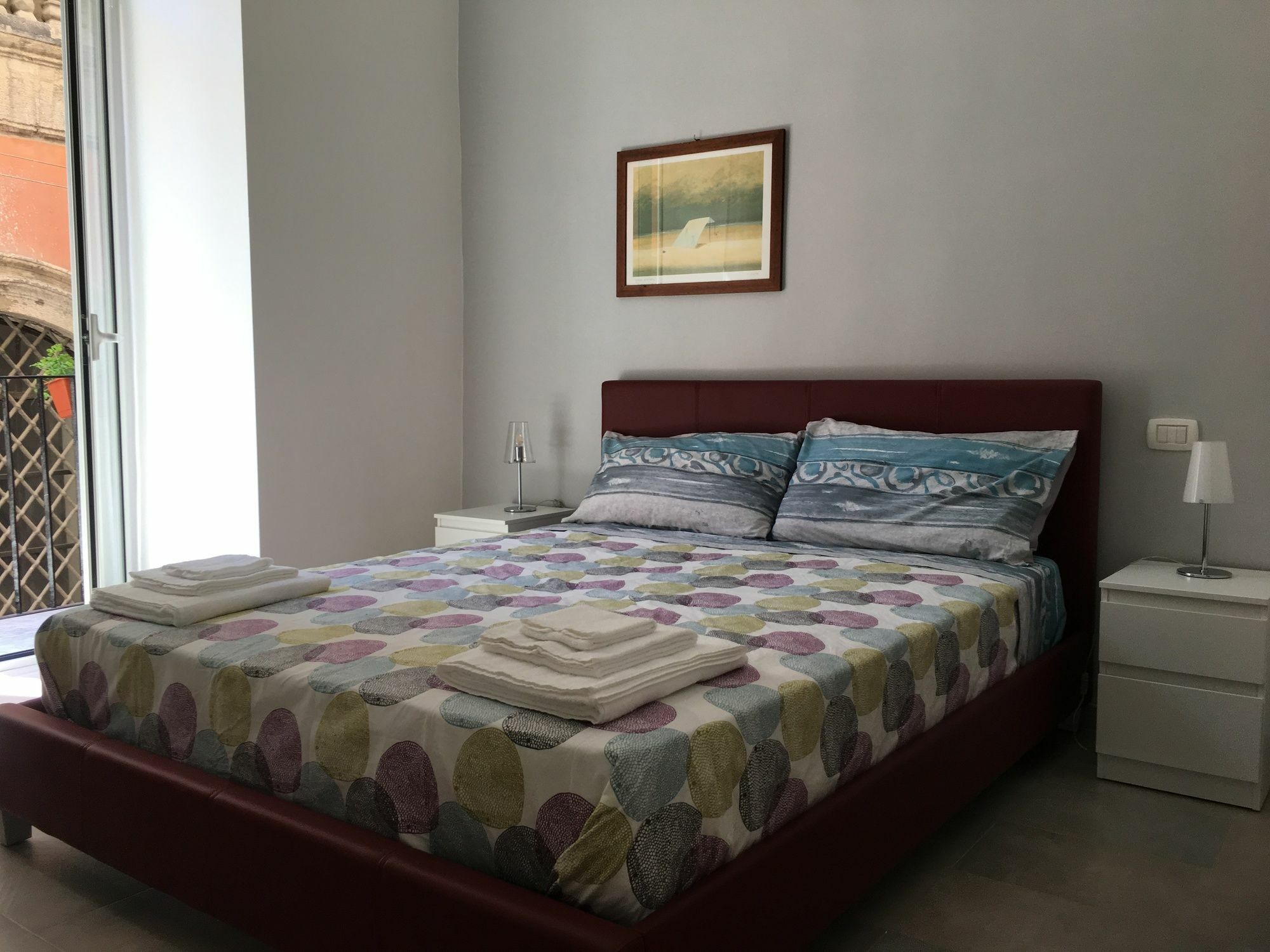Sanbiagio, 25 3* Naples