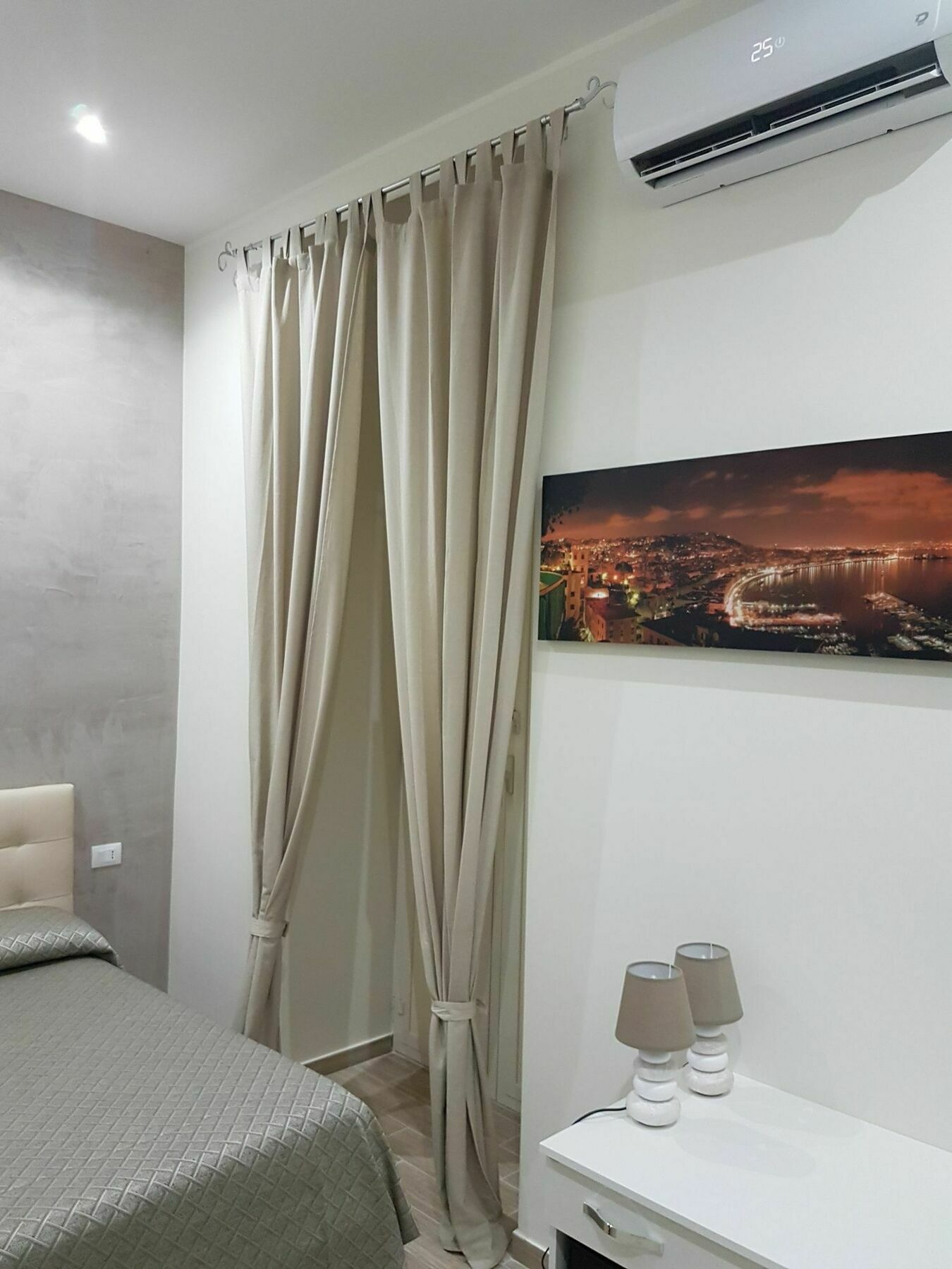 Napoli City Rooms Naples