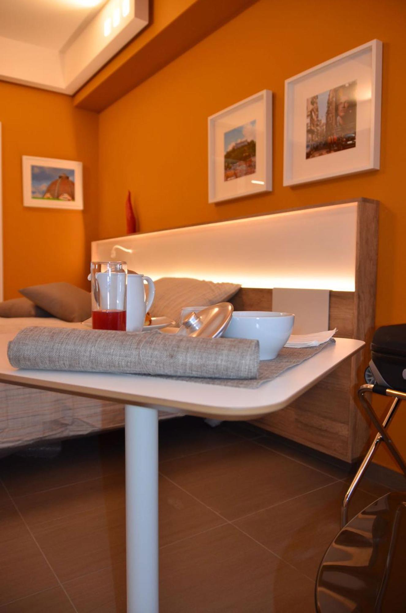Bed In Centro 3* Naples