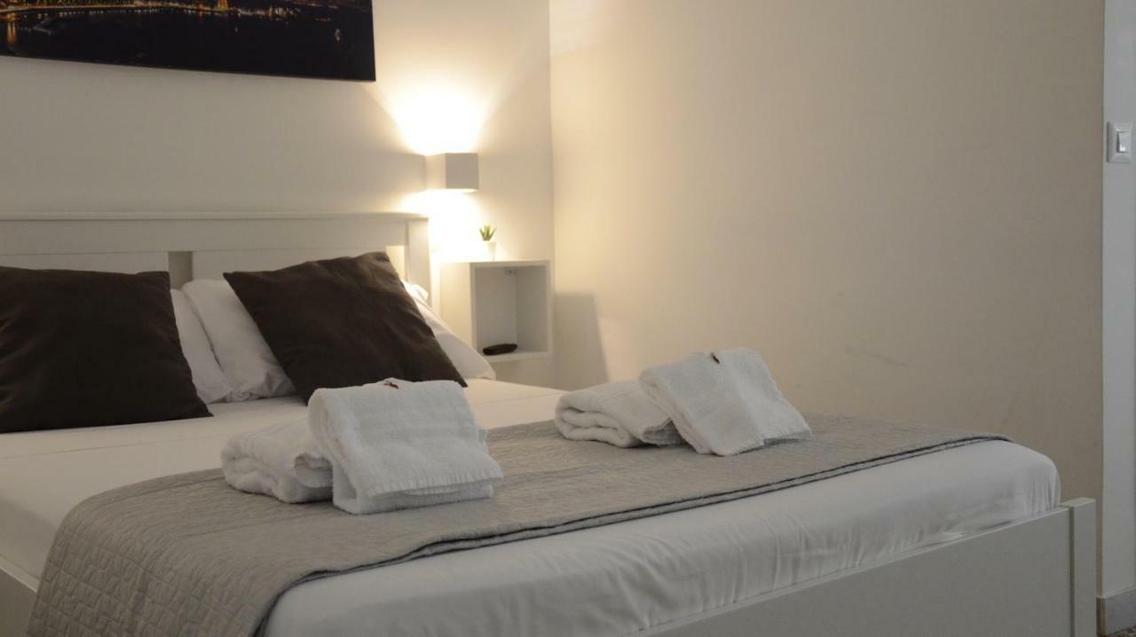 Bed & Breakfast Mellos 3*