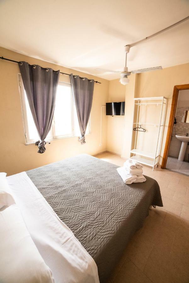 Departure Rooms&hostels Bed & Breakfast Naples