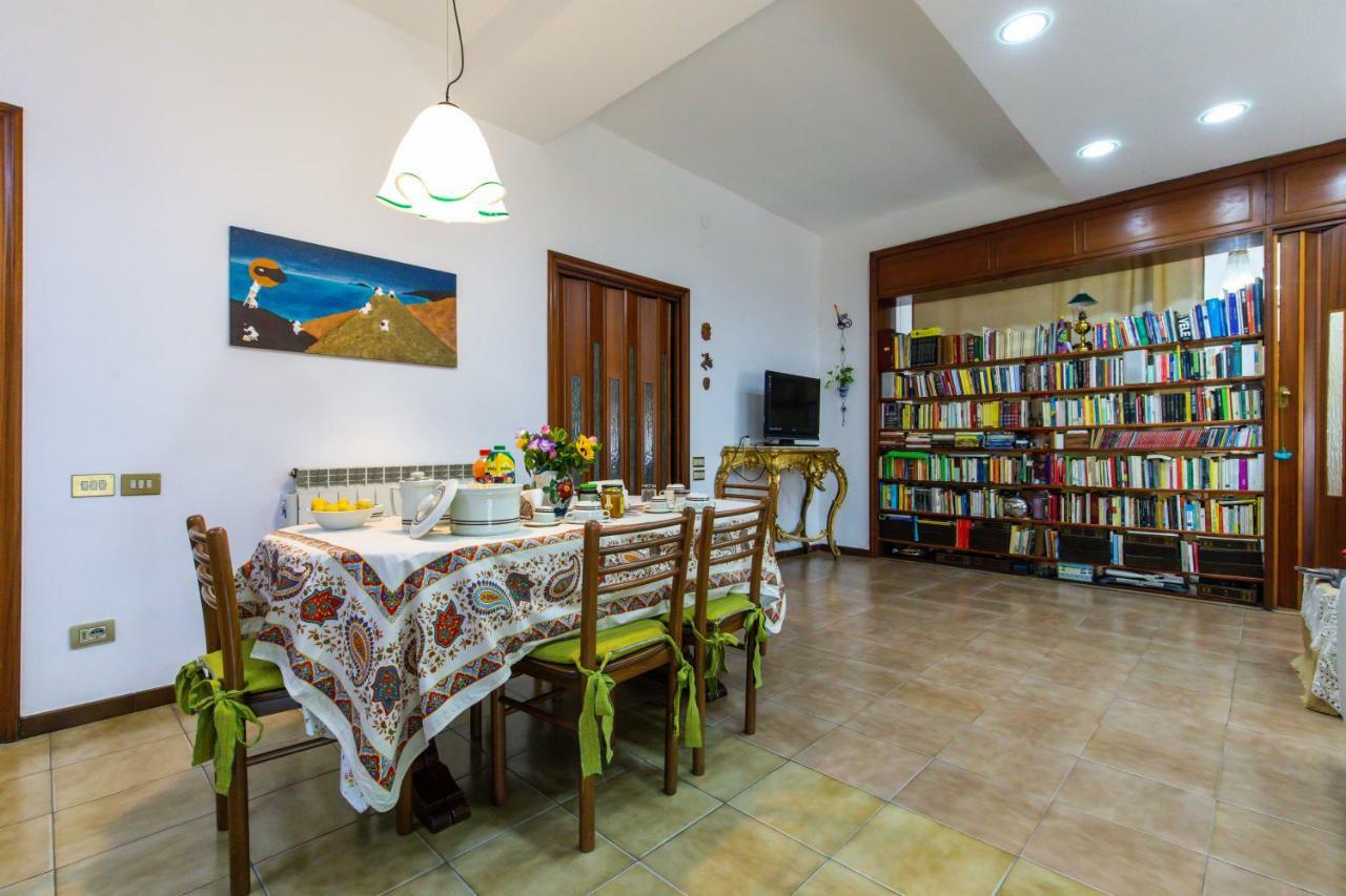 Donna Melina Bed & Breakfast Naples