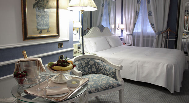 Palazzo Alabardieri Hotel Naples