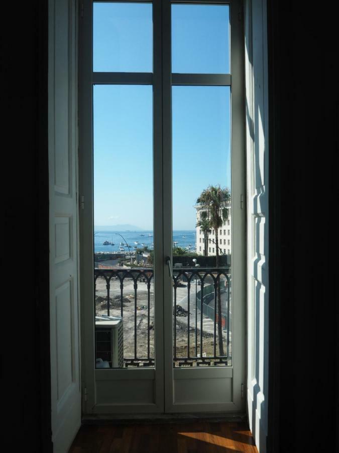Palazzo Mirelli * Naples