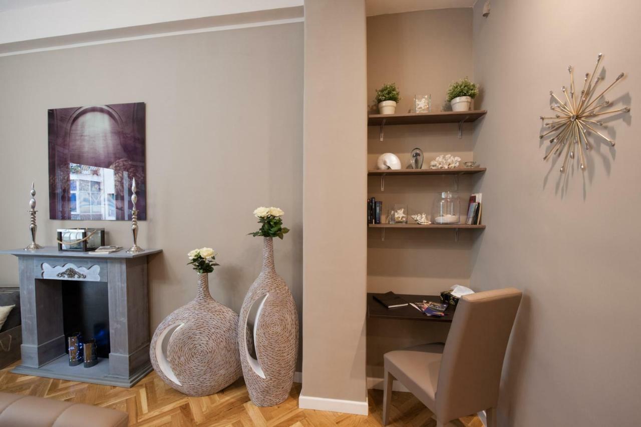 Grandapartments Via Merliani Apartment *