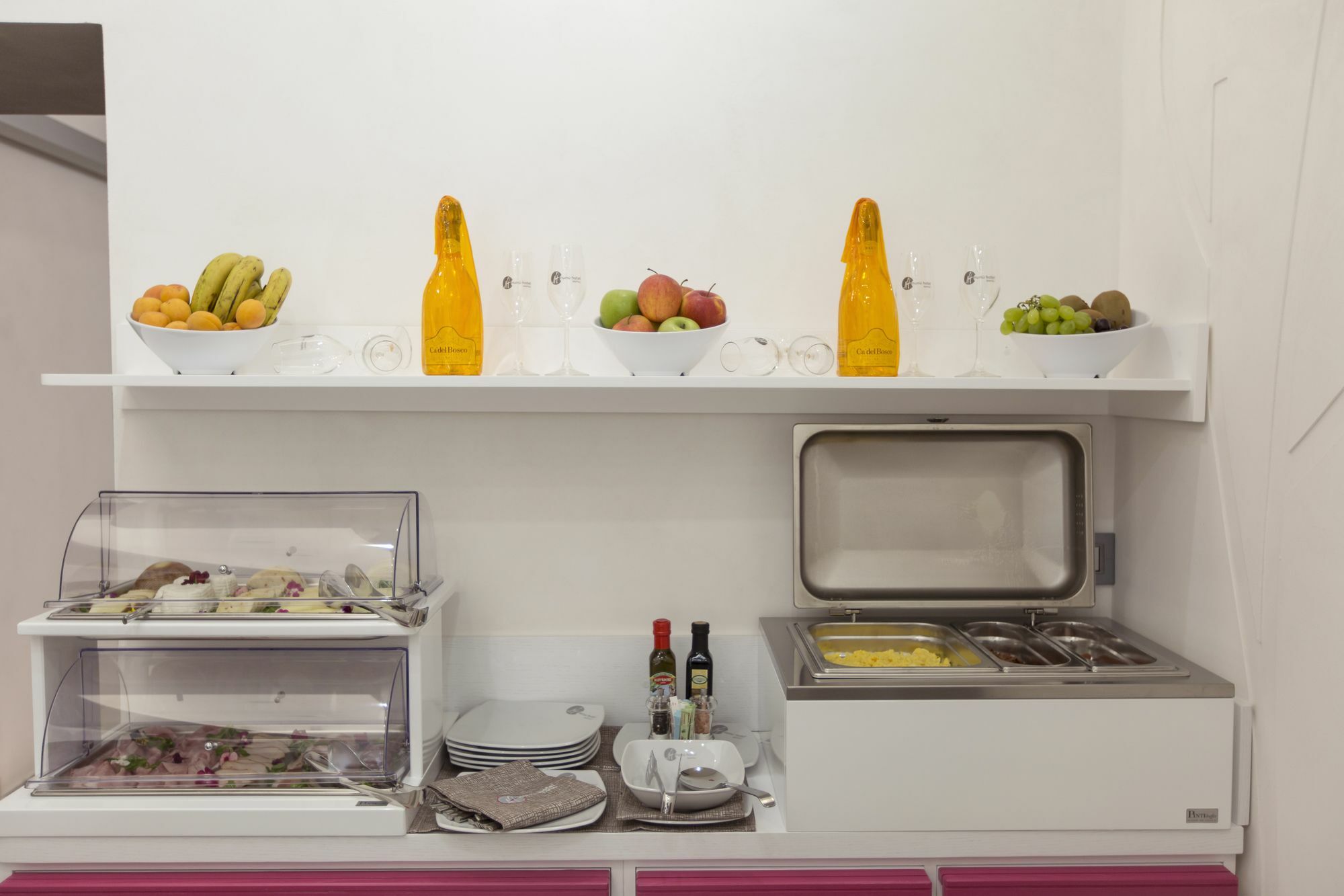 Nunu Hotel Naples