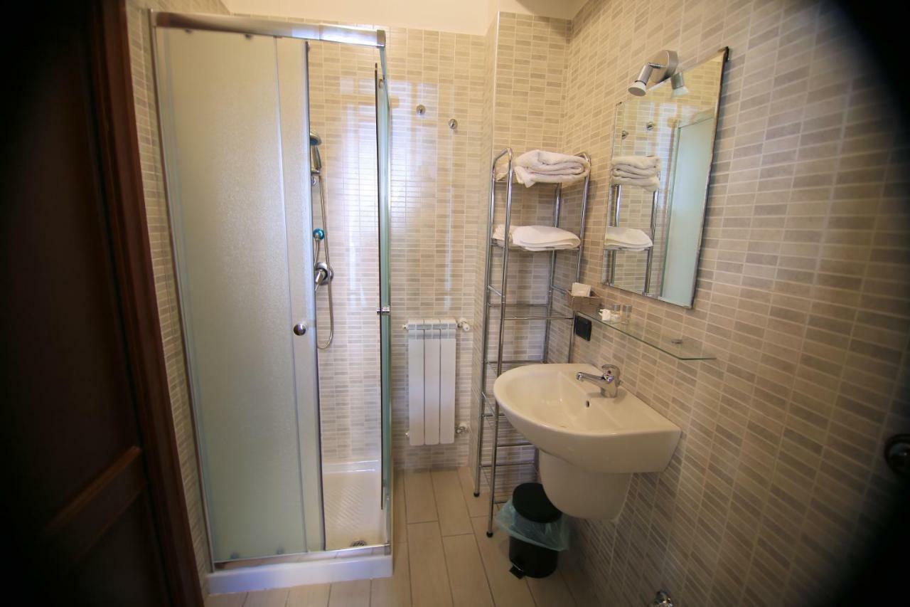Casa Vittoria Bed & Breakfast Naples