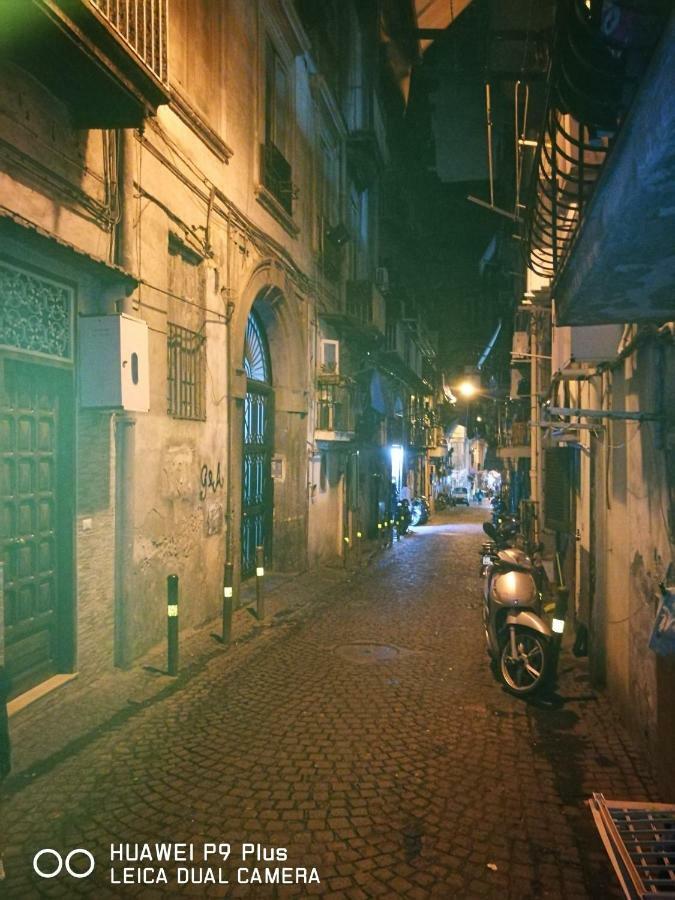 La Stanza A Parte * Naples