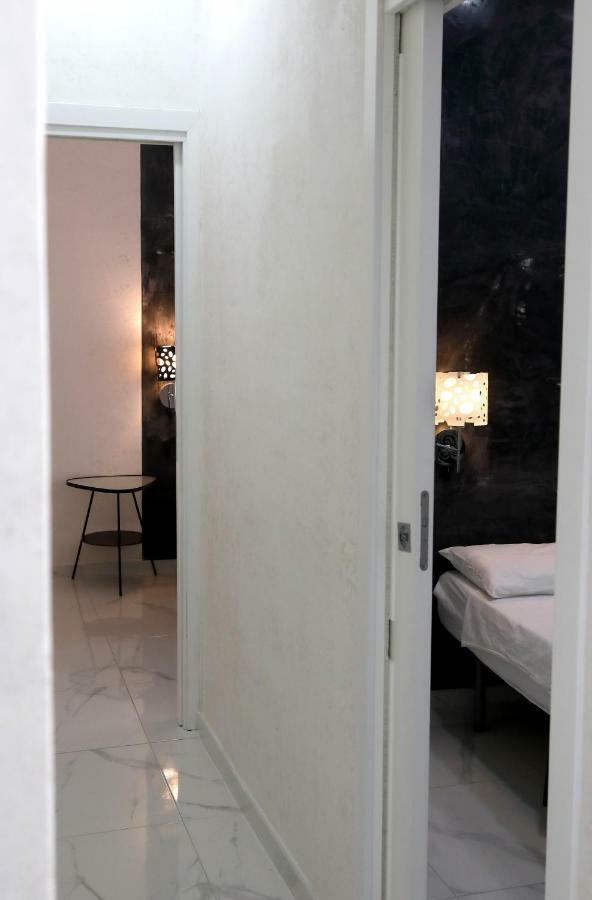 House Tribunali Apartment *