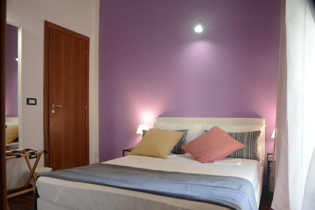 Vicaria - -
