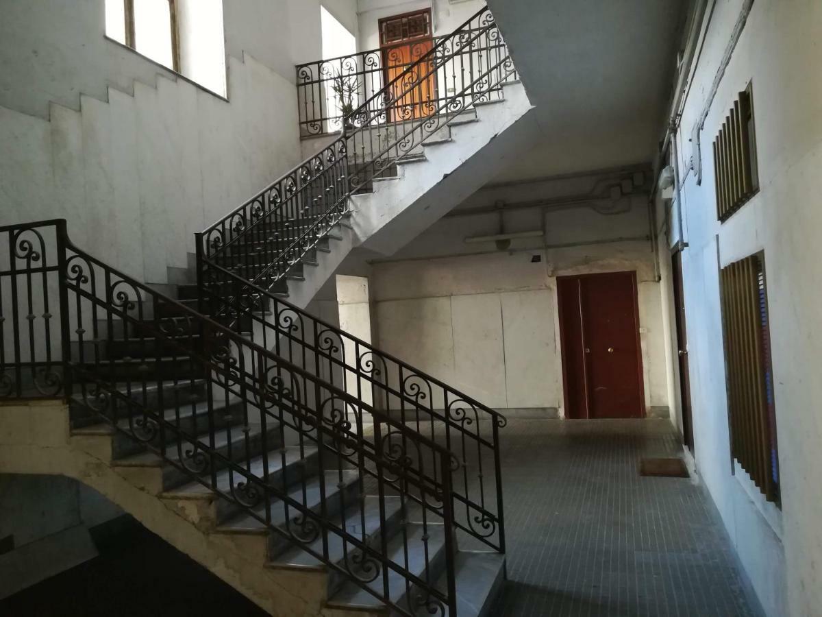 Vicaria - - * Naples