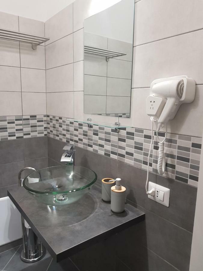 Bed & Breakfast One Naples