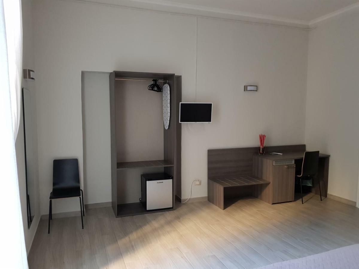 Bed & Breakfast One Naples