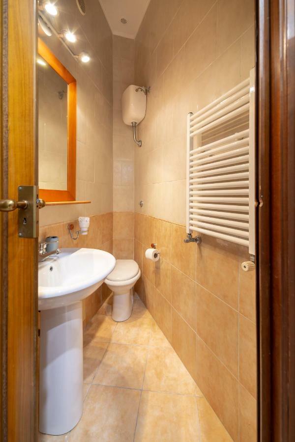 Apartment The Dante By Houseinnaples Naples