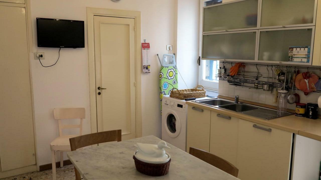 Spacious Panoramic - Half Way Center-vomero District * Naples