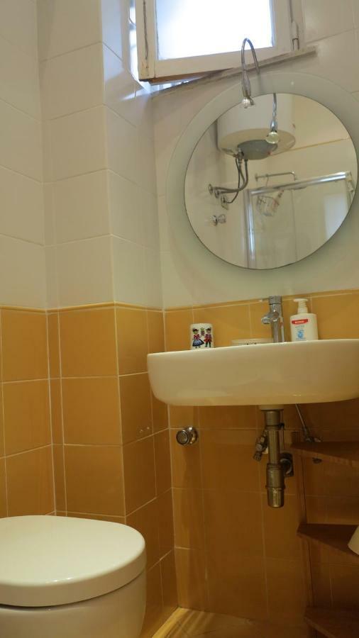 Spacious Panoramic - Half Way Center-vomero District Apartment