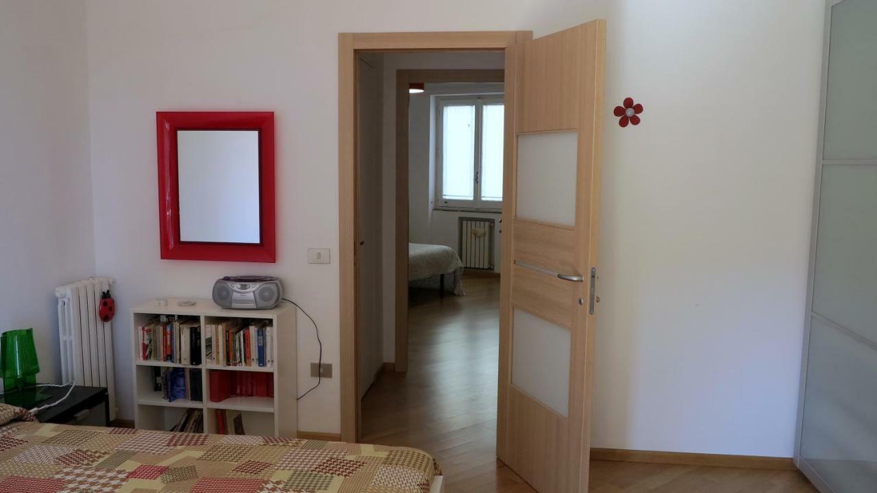 Spacious Panoramic - Half Way Center-vomero District Apartment *