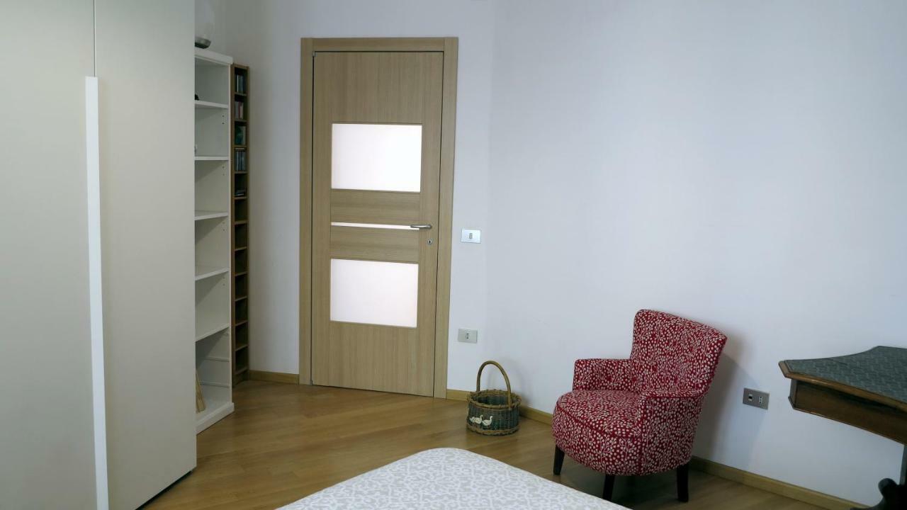 Spacious Panoramic - Half Way Center-vomero District Apartment Naples