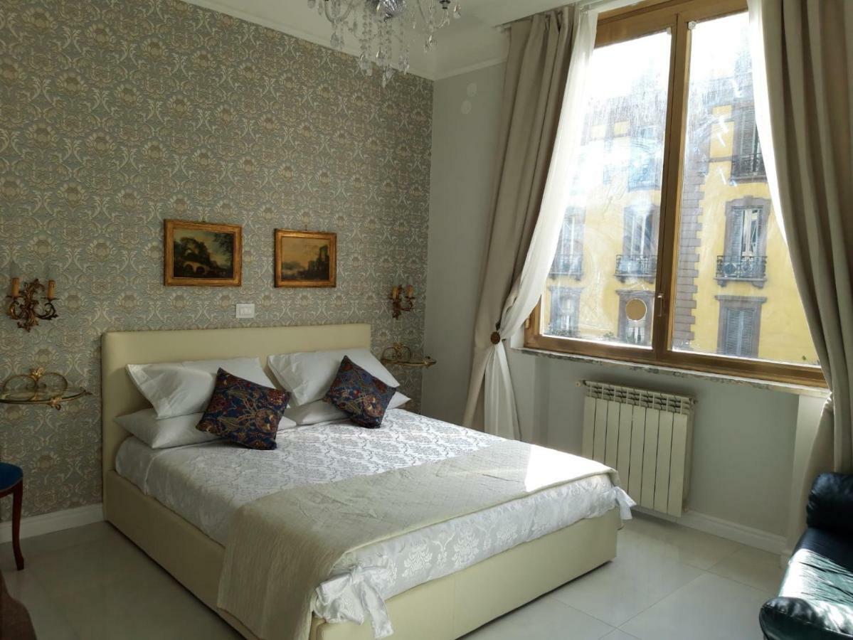 Centro Storico Maschio Angioino House Apartment