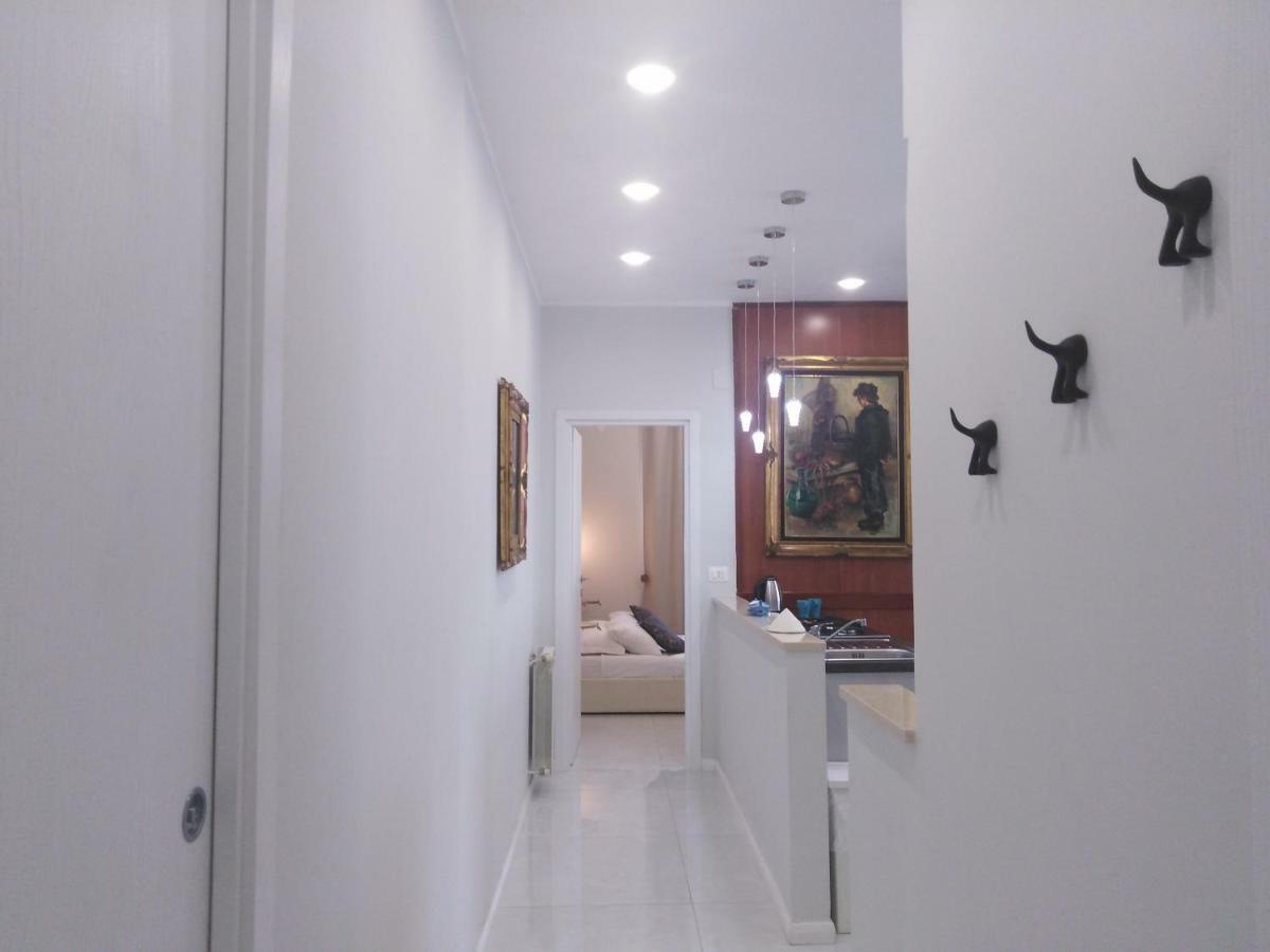 Apartment Centro Storico Maschio Angioino House