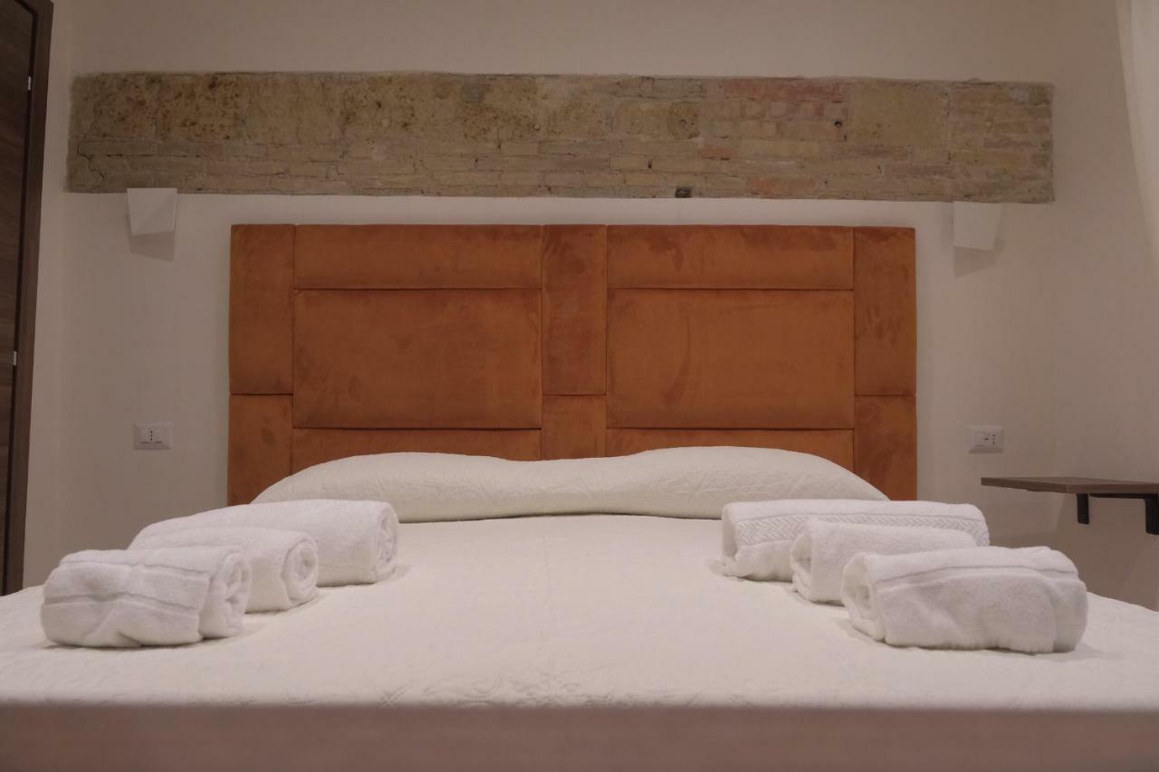 Napoletano Guest house *