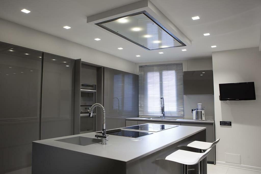 Apartment Crystal Skyline Neapolis *