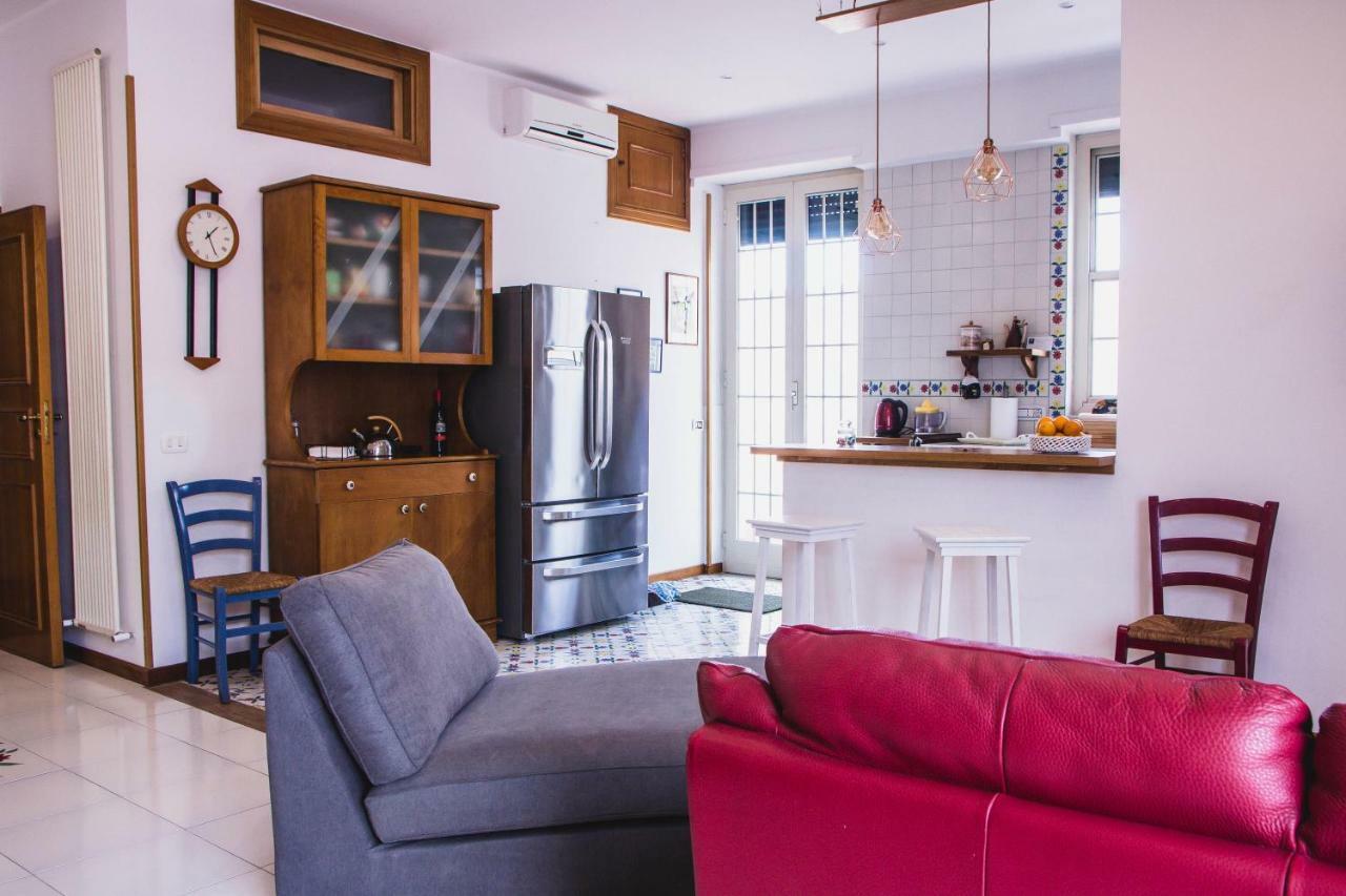 Le Terrazze A Mergellina Bed & Breakfast 2*