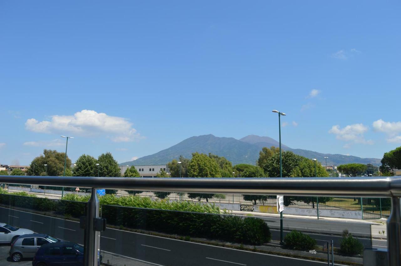 Vesuvius 3* Naples
