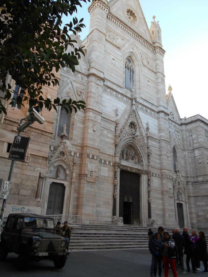 Lulu * Naples