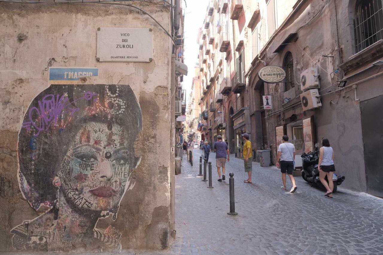Napoletano * Naples