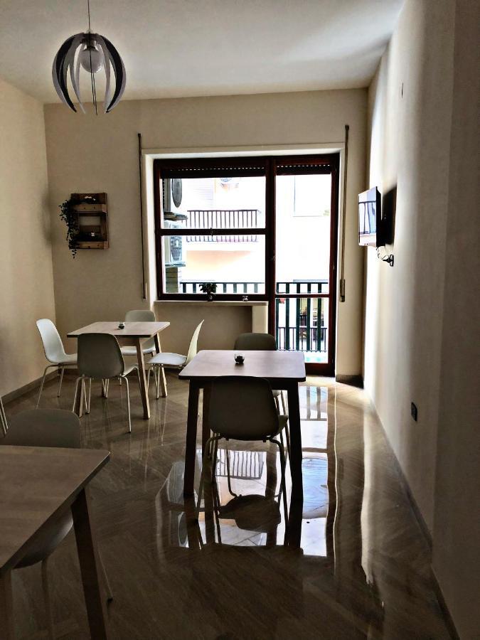 Napoli City Inn
