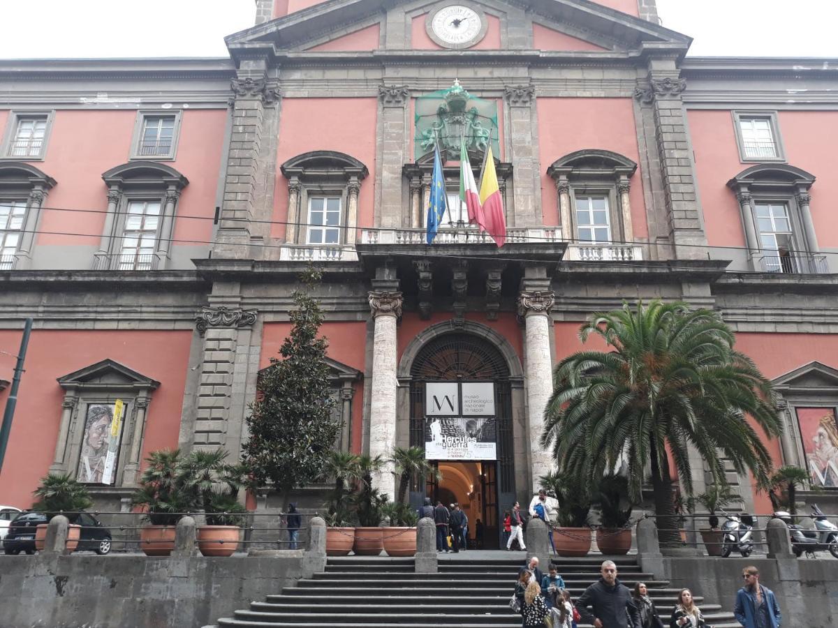Domus San Biagio 14 2* Naples