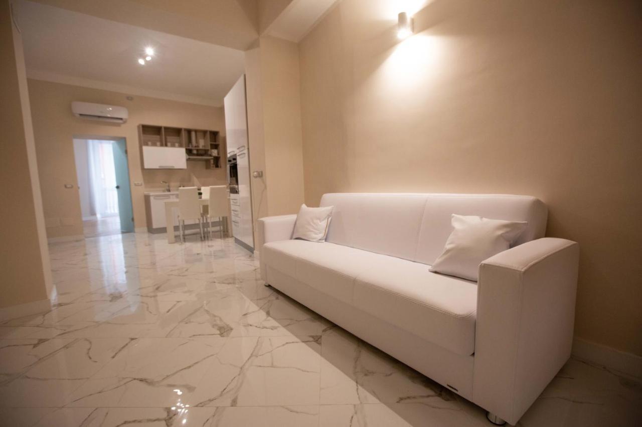 Privilege Chiaia By Dimorra * Naples