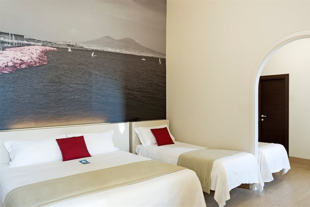 Hotel B&B Hotel Napoli Naples