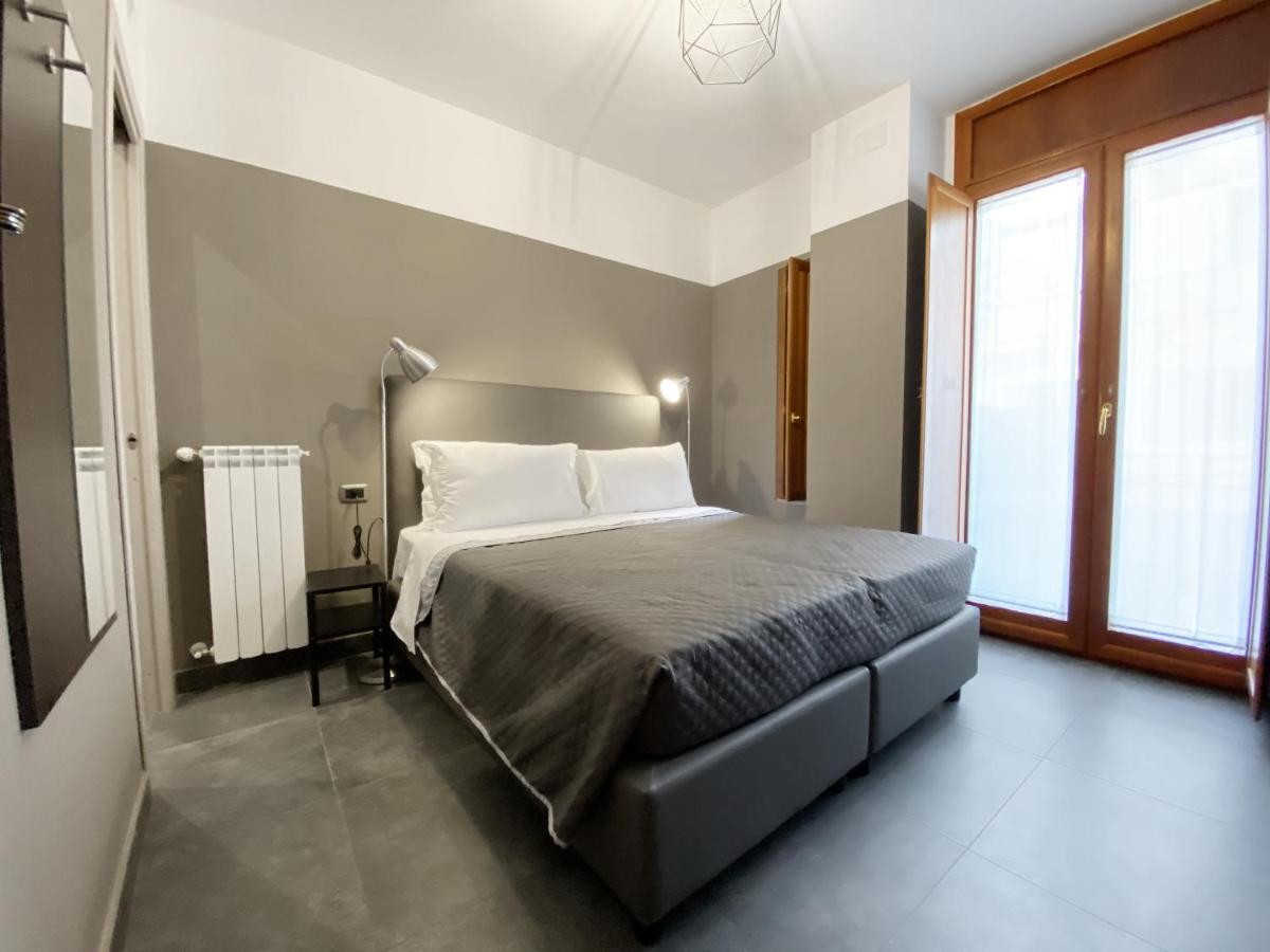 Guest house Piazza Carita Naples