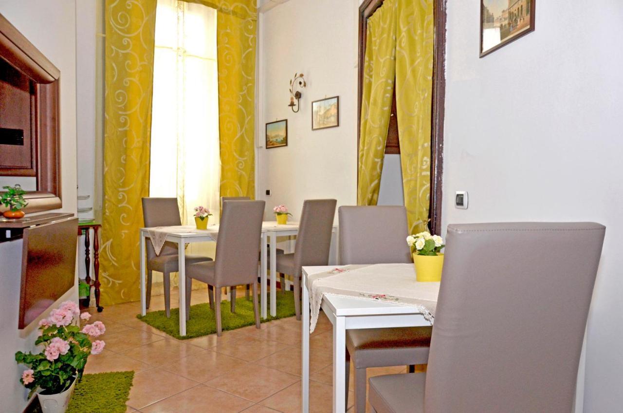 A Castel Capuano 3*