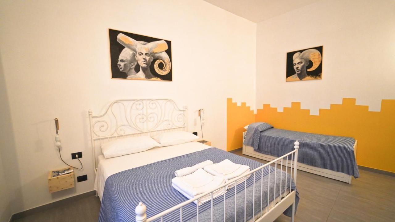 Neapolitan Flat * Naples