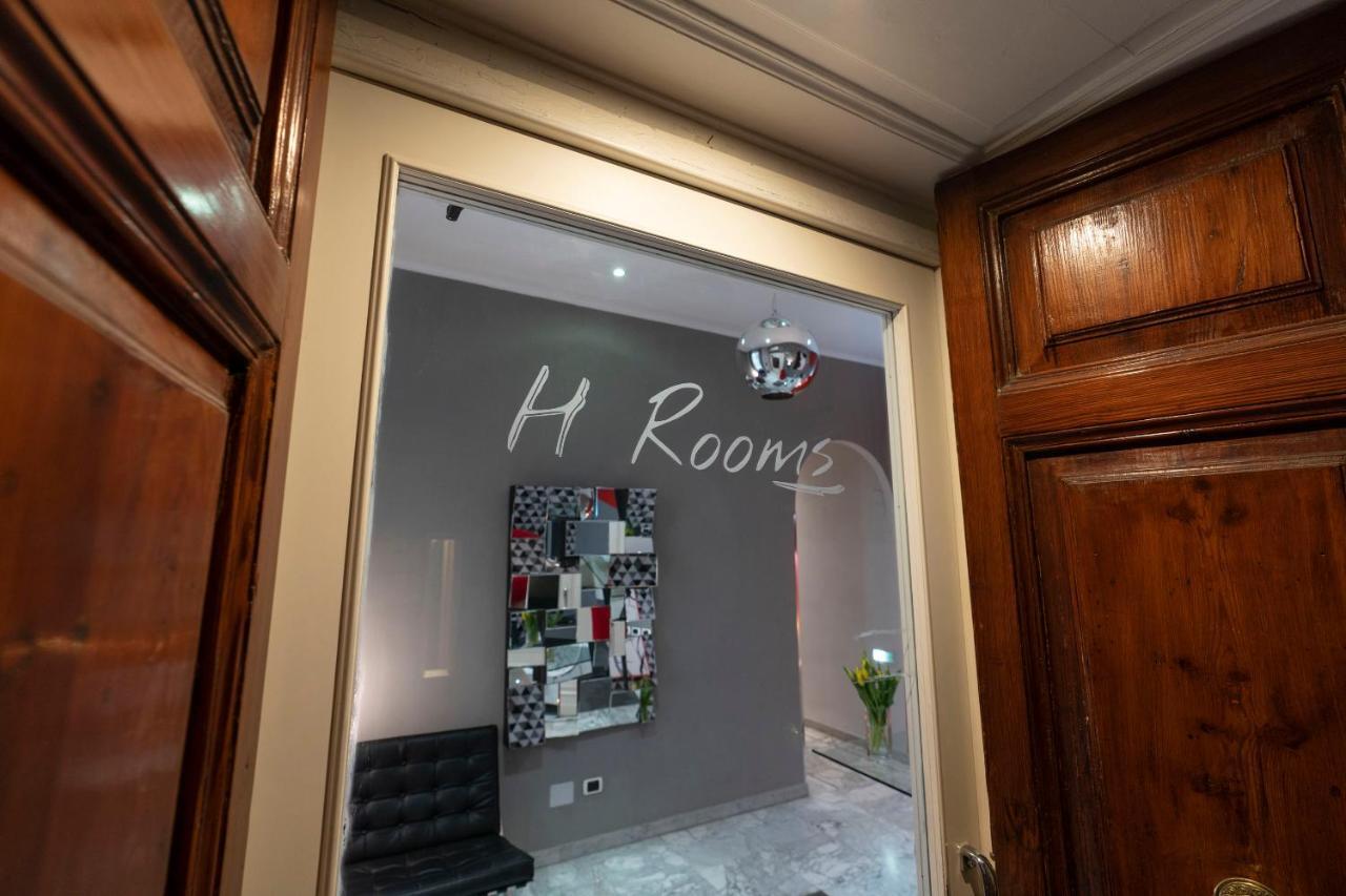 H Boutique Naples