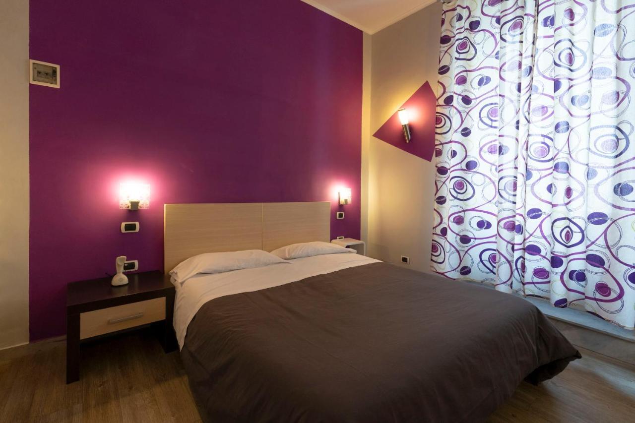 H Boutique 3* Naples