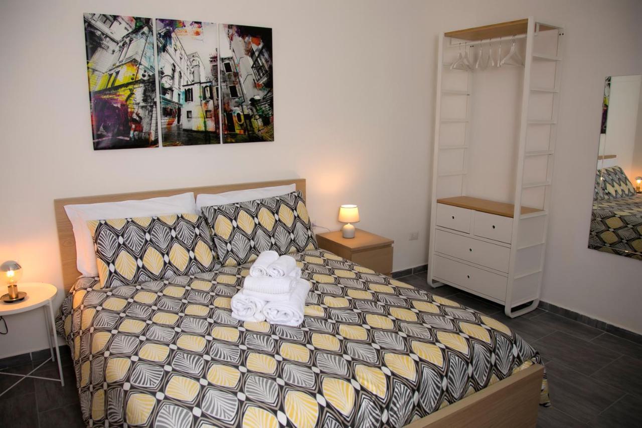 Palazziello Materdei Guest house *