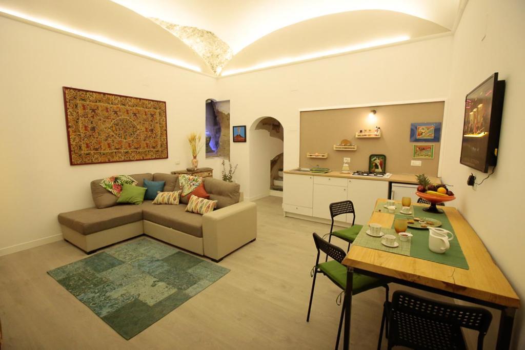 Filomene Naples