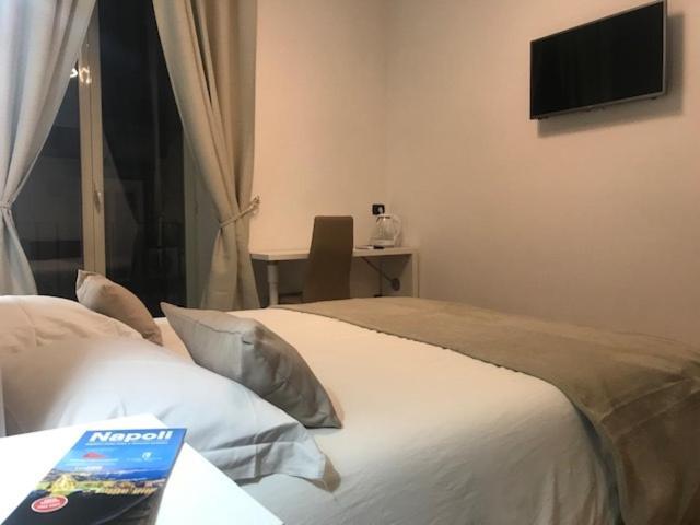 Base Plebiscito Bed & Breakfast Naples