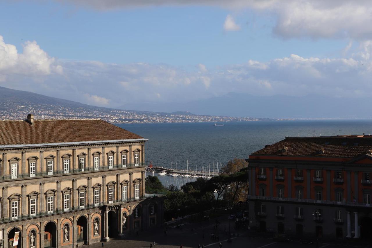 Apartment Santa Chiara Grand By Wonderful Italy *