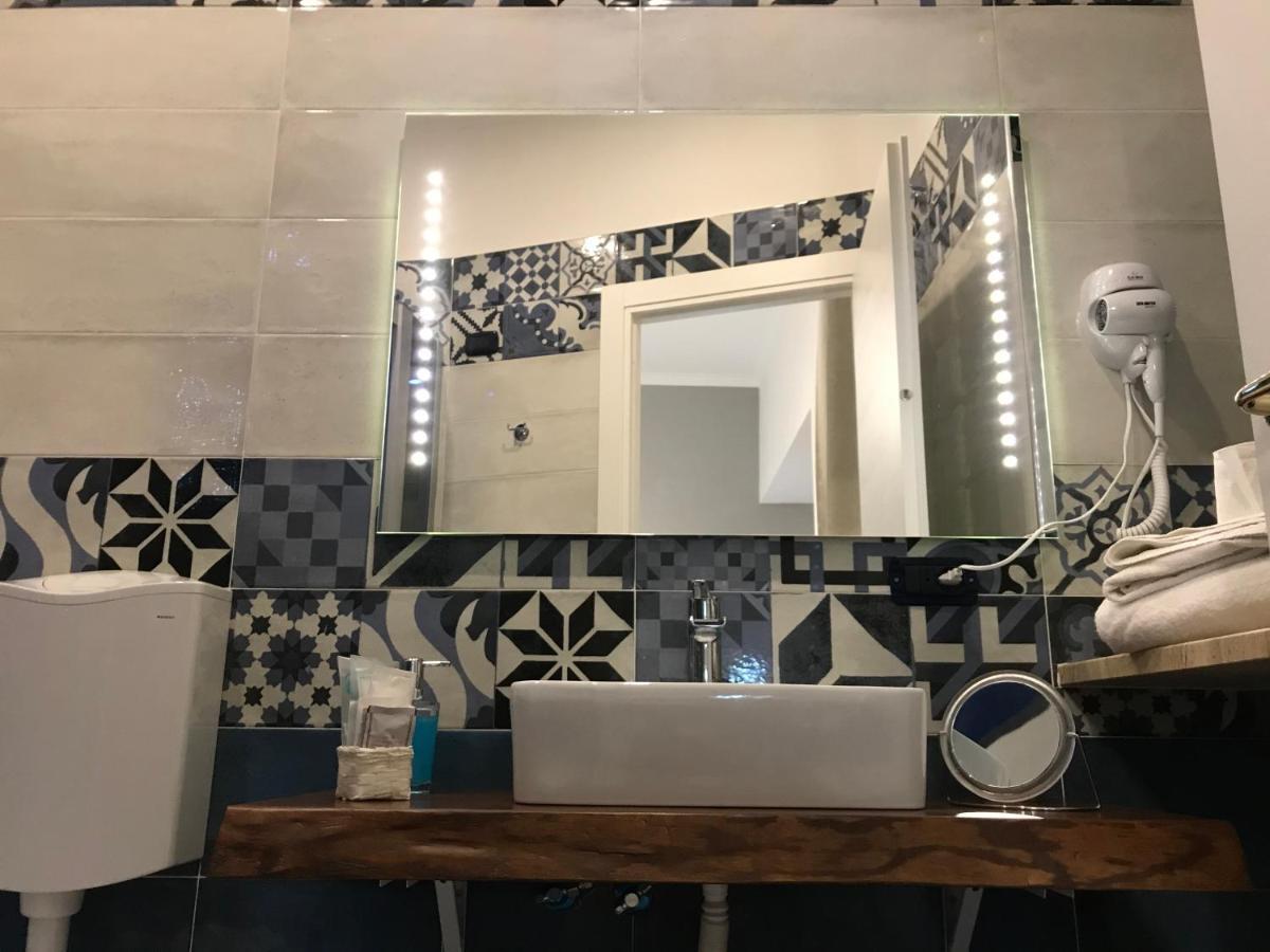 Base Plebiscito Bed & Breakfast Naples