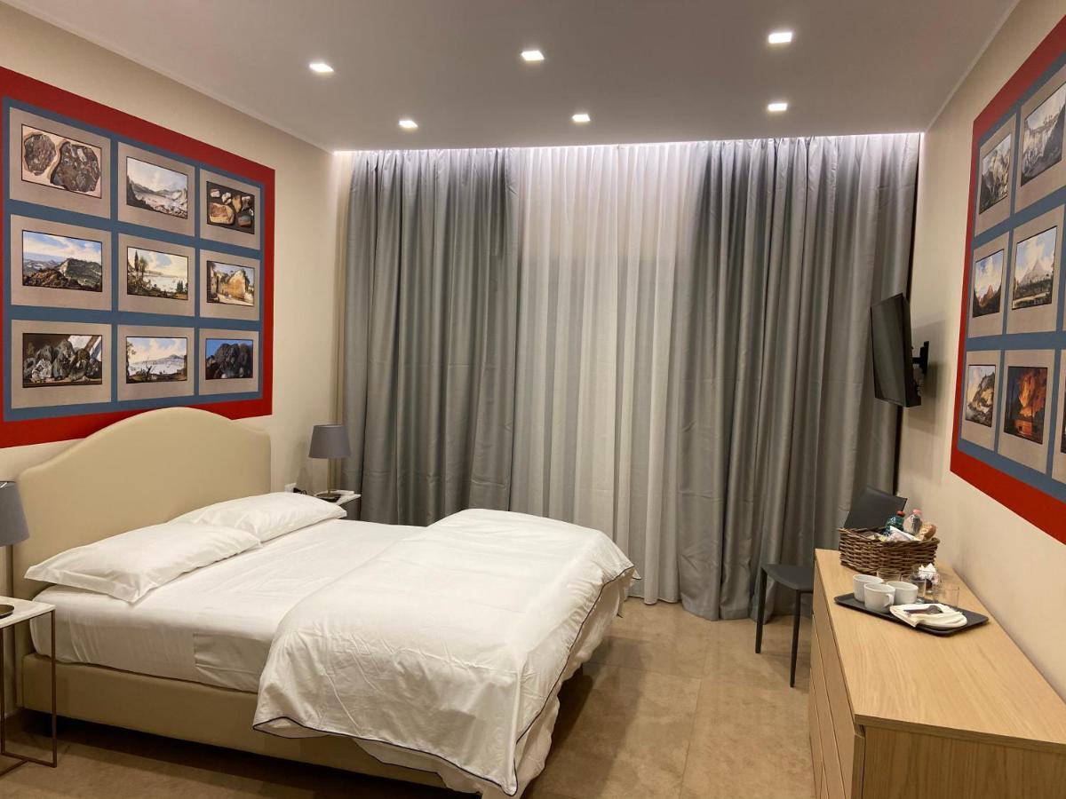 Mdc Luxury Naples